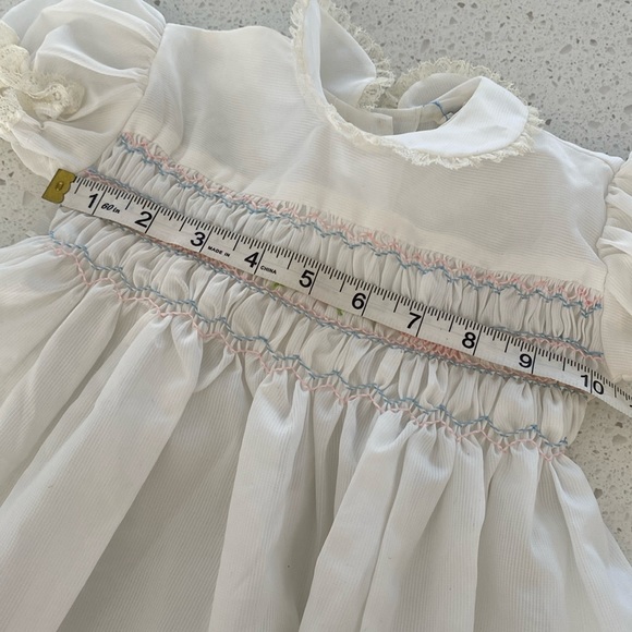 VINTAGE BABYFAIR EATONS toddler dress embroidery white smocking - Picture 5 of 6
